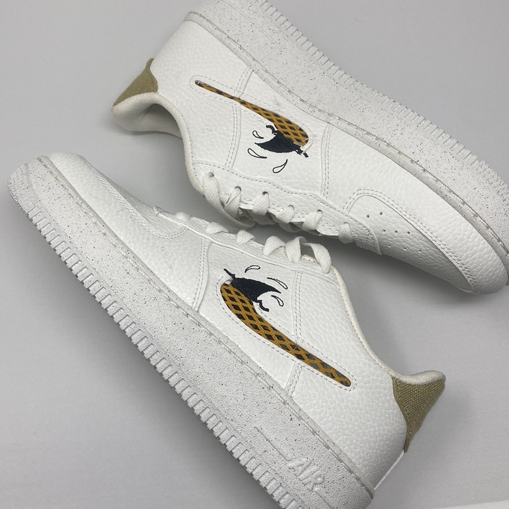 NIKE Air Force 1 LV8 Sun Club Casual Shoes - Picture 5 of 15